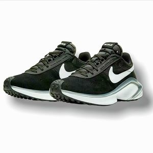 ✅ Nike Size 9.5 D/MS/X Waffle Black White M.Silver